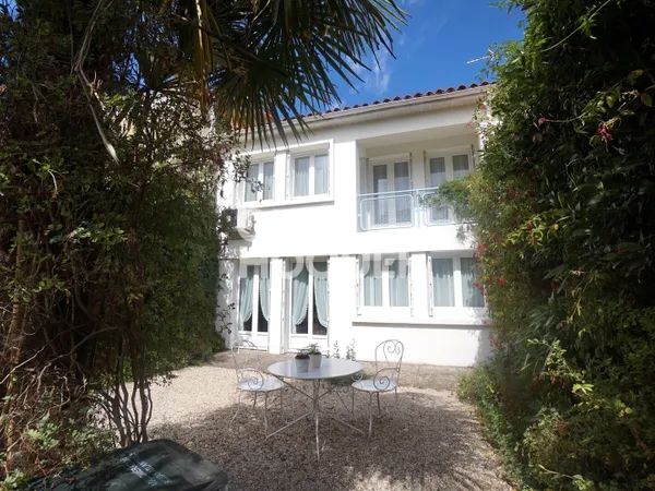 Maison à vendre de 4 pièces de 155,88 m²
