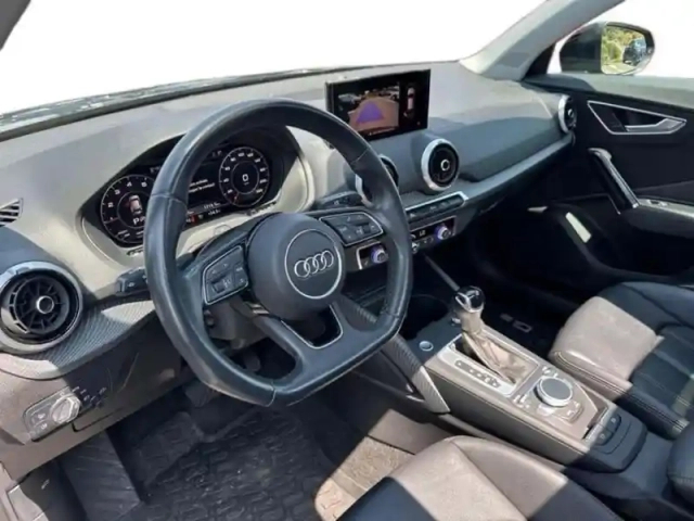 Audi Q2 35 tfsi 150 s tronic 7 design luxe — photo 9