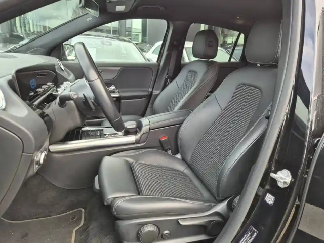 Mercedes Eqa 250 — photo 11