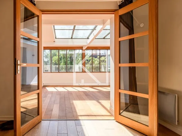 Rue Nantaise - Appartement familial de 156 m2, avec terrasse et