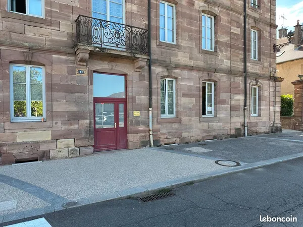 F3 luxeuil centre avec parking