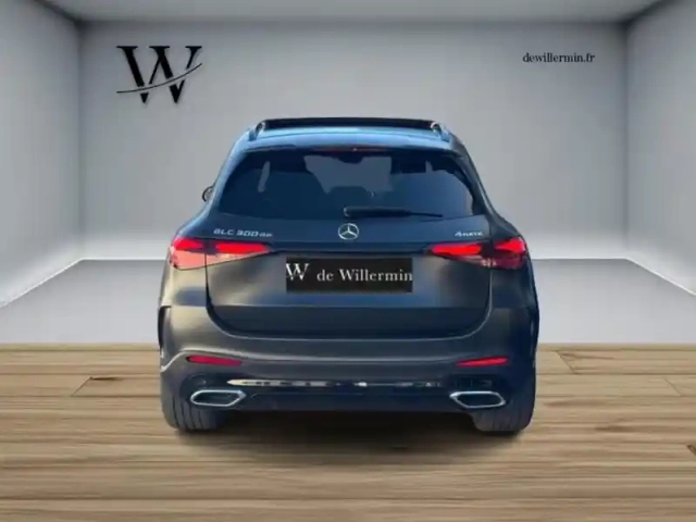 Mercedes Glc 300 de hybrid eq 4matic am — photo 4