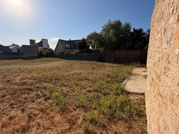 Terrain 265 m²