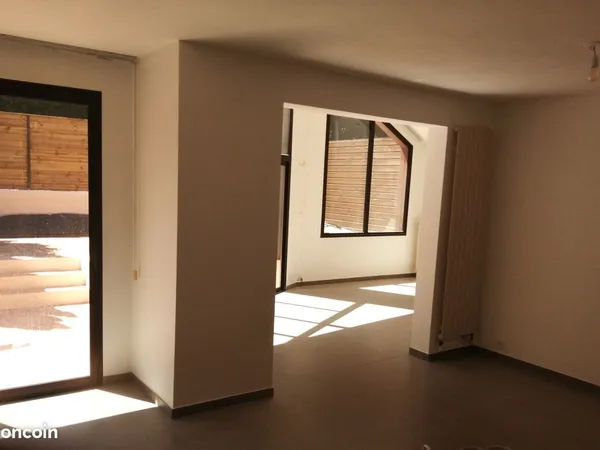 Maison 7 pièces 133 m2 LAVAL, quartier Le Bourny