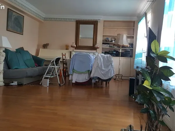 Appartement 110m2 centre ville dans une petite copropriété à proximité transport collectif