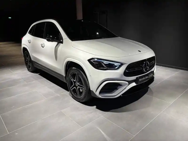 Mercedes Gla 250 e hybrid eq 8g-dct — photo 1