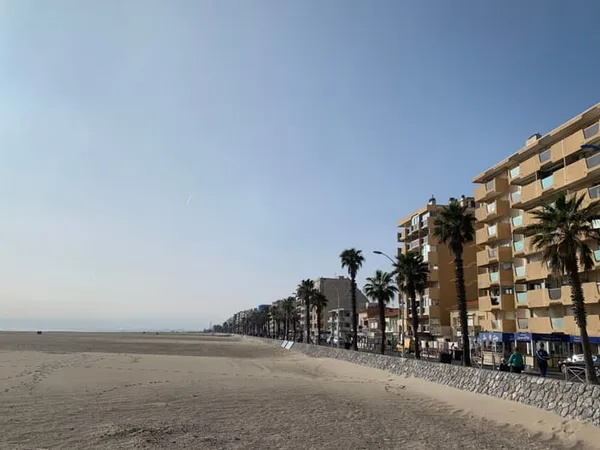 CANET-EN-ROUSSILLON - T3 NEUF AVEC TERRASSE À 200 M DE LA PLAGE