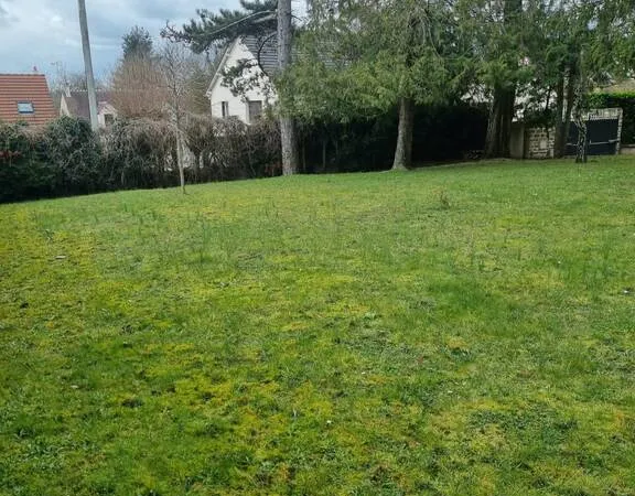 Terrain 278 m²