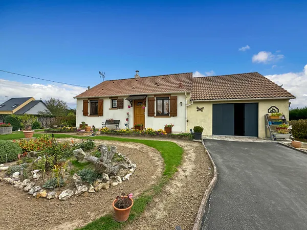 Maison plain pied Garage Jardin