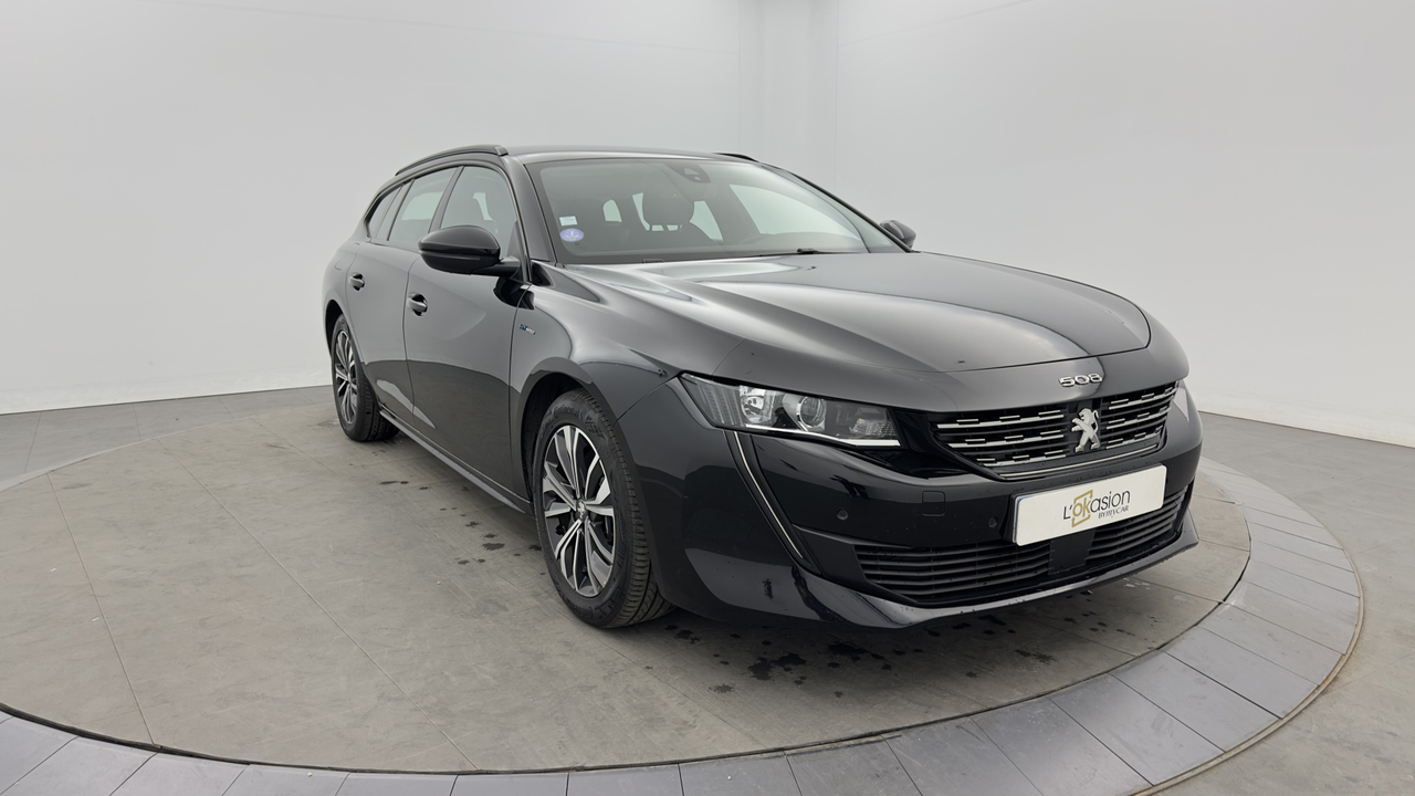 Peugeot 508 SW Hybrid 225 e-EAT8 — photo 7