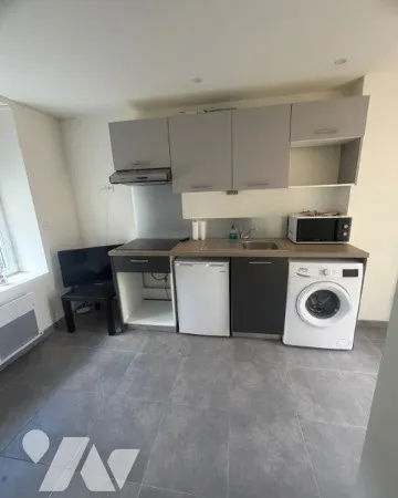 Studio 1 pièce 14 m²