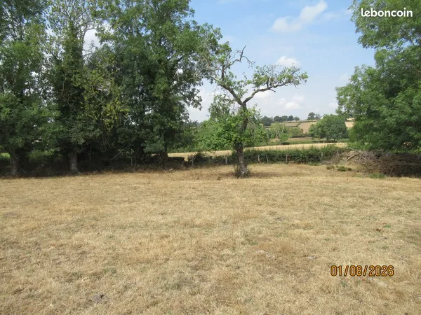 Terrain de 2000m²dans le Sud-Brionnais