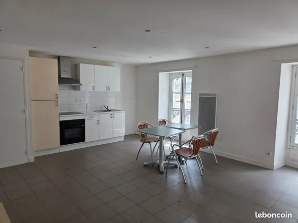 Studio 1 pièce 32 m²