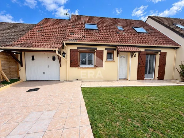 Belle maison familiale de 93 m² à Mormant avec 4 chambres, garage et jardin sans vis-à-vis