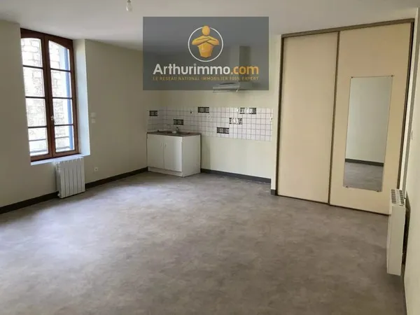 JOSSELIN CENTRE APPARTEMENT A LOUER 1 CHAMBRE