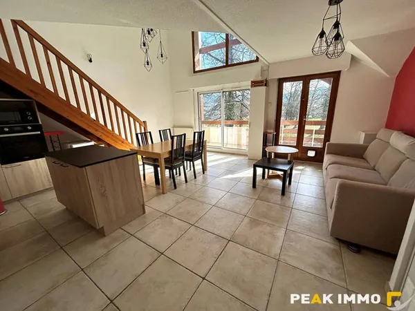 Appartement 4 pièces 82 m²