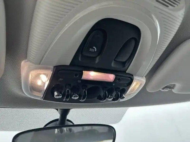 Mini Mini hatch 5 portes one 102 ch — photo 58