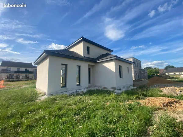 Maison neuve de 3 chambres