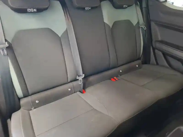 Dacia Duster eco-g 100 — photo 15