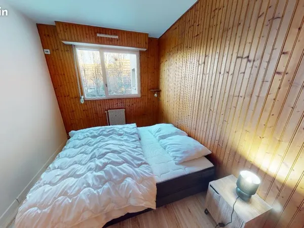 Chambre 5 pièces 91 m²