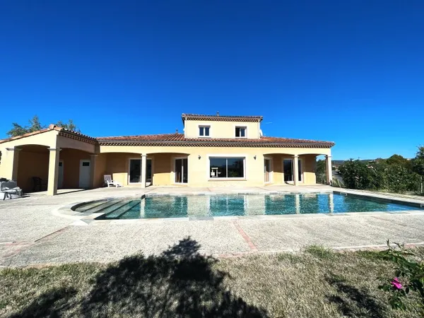 Maison 6 pièces 200 m²