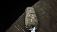 Peugeot 308 PHEV 180ch GT e-EAT8 — photo 16
