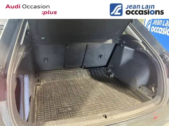 Audi Q3 35 tfsi 150 ch — photo 10