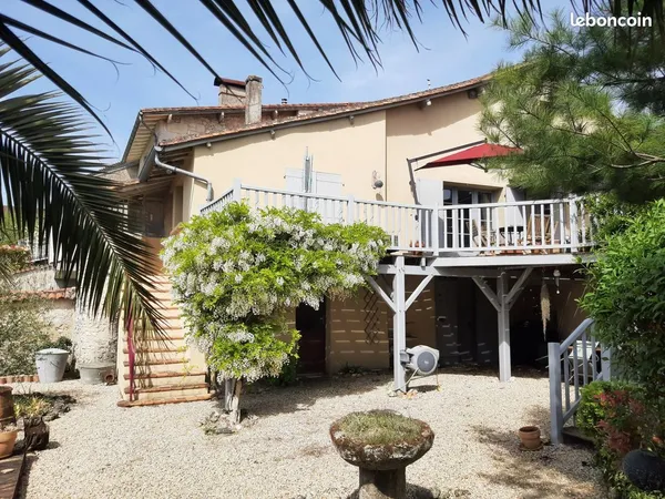 Propriété 4 pièces 134 m²