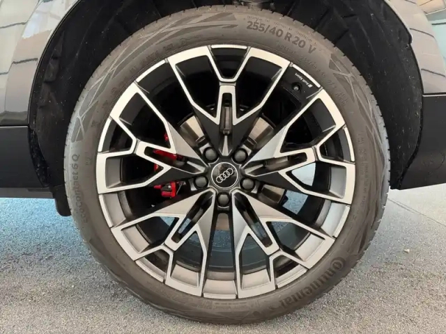 Audi Q3 e-hybrid 272 ch s tronic 6 — photo 21