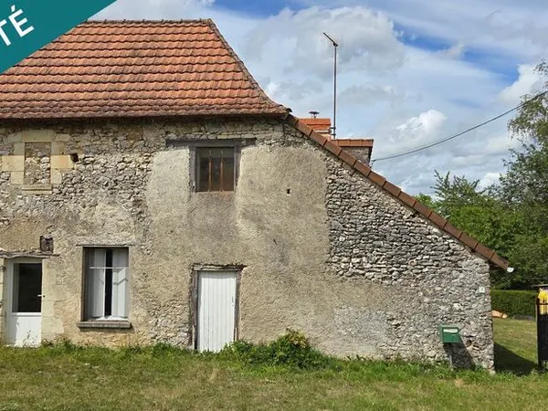 Belle nùmaison ancienne à rénover, secteur calme