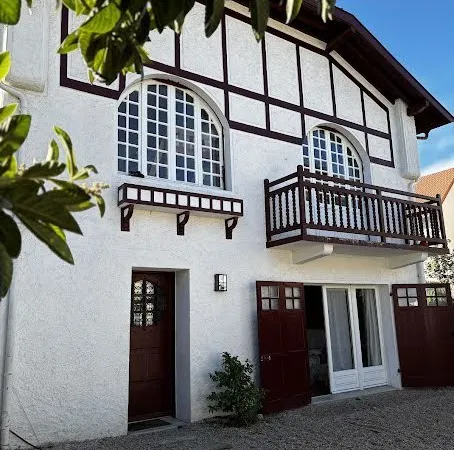 Maison 8 pièces 195 m²