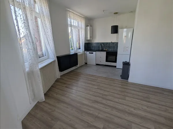 Appartement - RDC - 88.26 m2 - 4 pièces - Non meublé