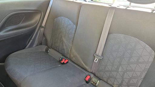 Opel Corsa 1.4 90 - Design 120 Ans – 2019 – 136739 km – Essence – Boîte Manuelle — photo 32