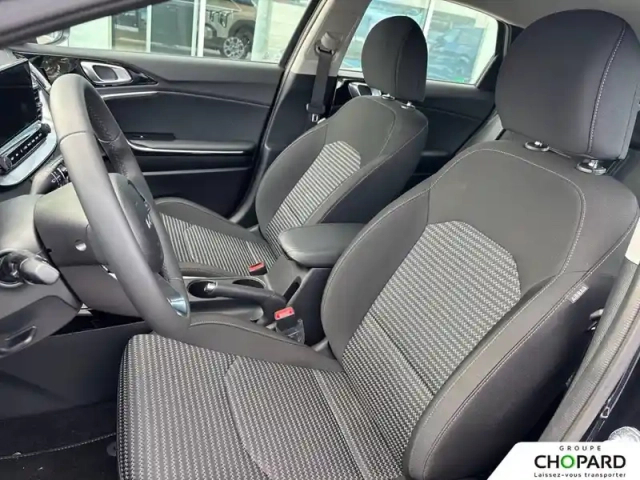 Kia Ceed 1.5 t-gdi 140 ch bvm6 — photo 11
