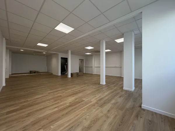 BIARRITZ SAINT MARTIN LOCAL PROFESSIONNEL/COMMERCIAL 90 M²