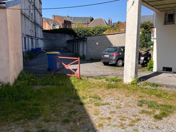 Loue Garage