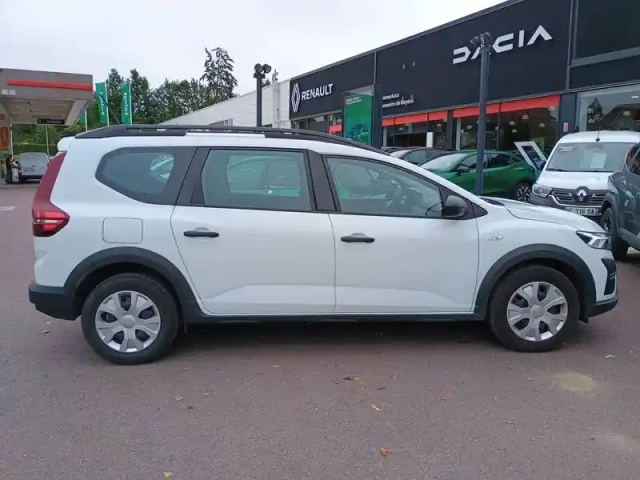 Dacia Jogger tce 110 5 places gsr2 — photo 7