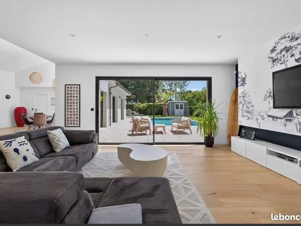 Villa d'exception de plain-pied - 2024