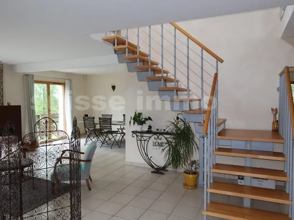 Maison - 6 pièce(s) - 170 m2