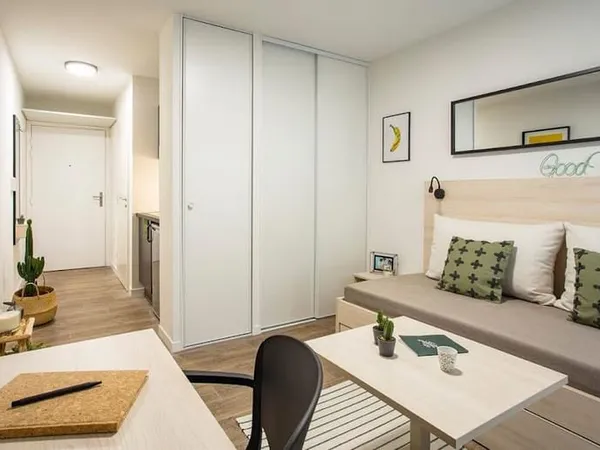 Studio 1 pièce 18 m²