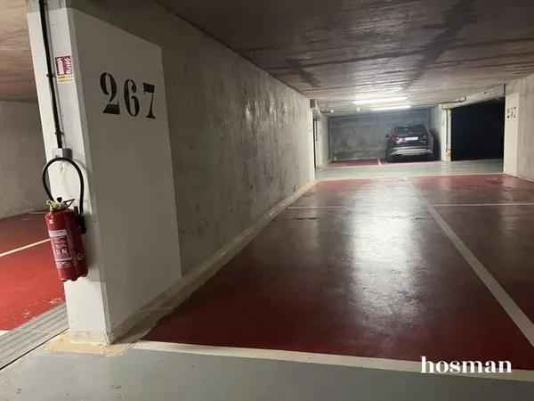 Parking 15 m²
