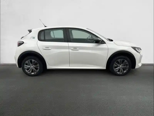 Peugeot 208 electrique 50 kwh 136ch — photo 70