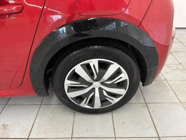 Peugeot 208 e- 136ch active — photo 5