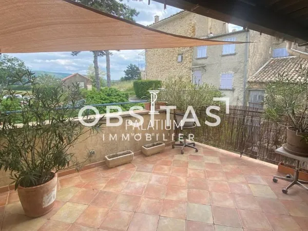Maison de 150 m², 5 pièces, 3 chambres, terrain de 260 m², Ongles