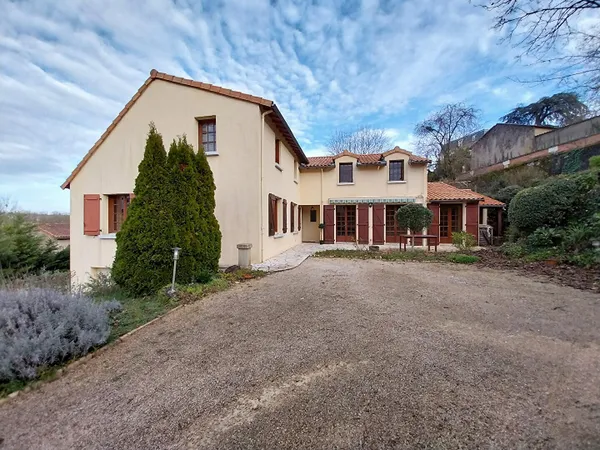 Maison 7 pièces 165 m²