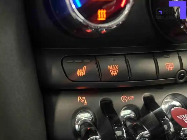 Mini Mini hatch 5 portes cooper 136 ch dkg7 — photo 23