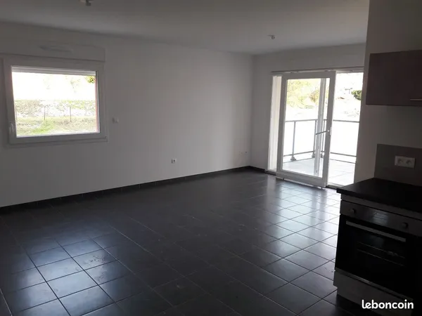 Appartement T3 66 m² avec garage et balcon