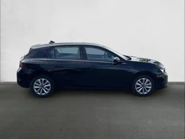 Opel Astra 1.2 turbo 110 ch bvm6 — photo 4