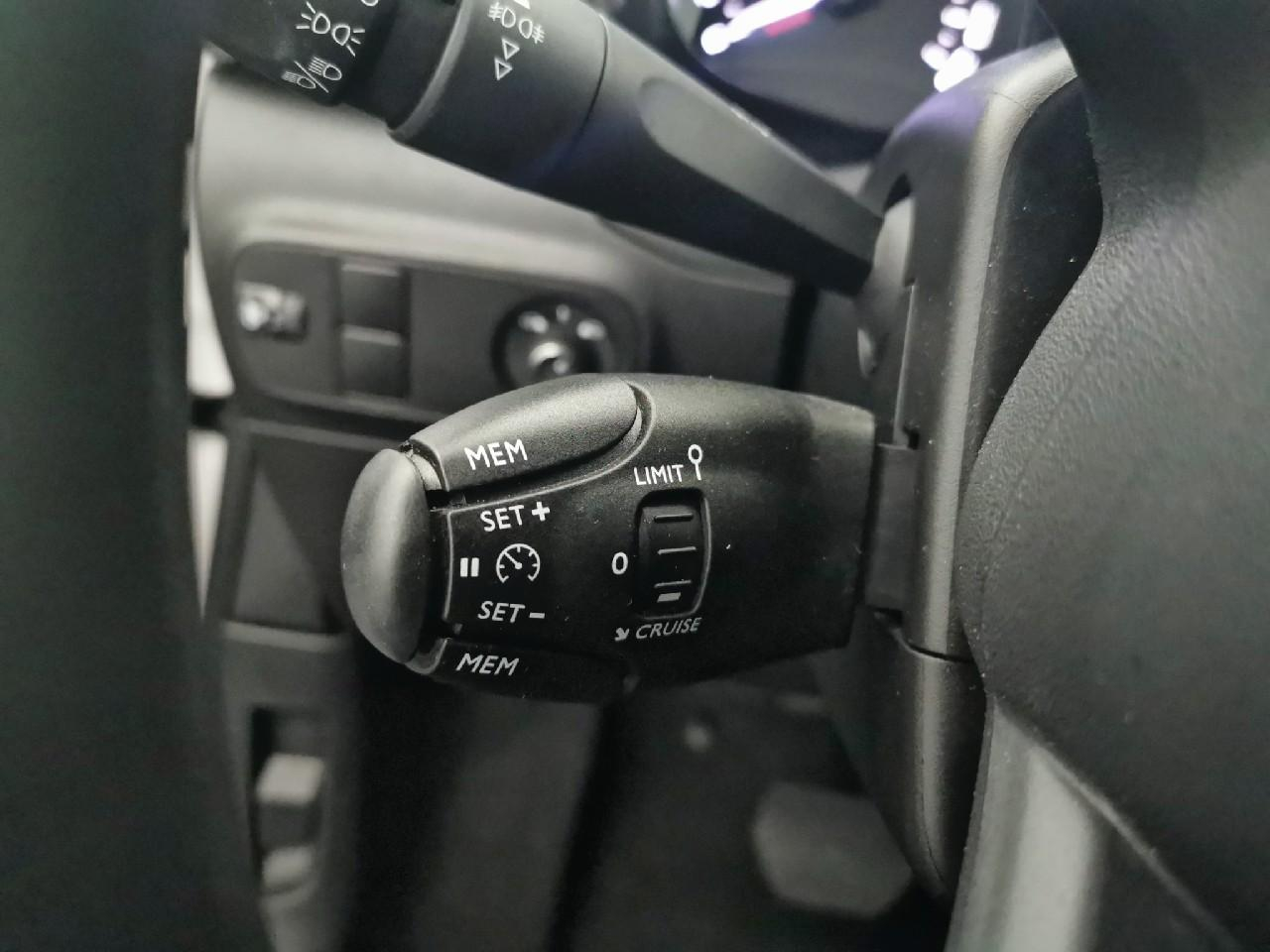 Citroën C3 puretech 110 s&s eat6 shine — photo 29