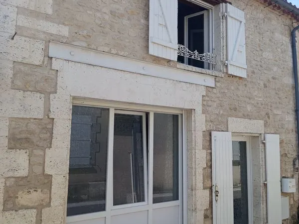 Maison bourg Champniers
